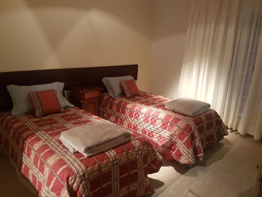 Belissima Cobertura No Condominio Switzerland, O Conforto Que Toda Familia Merece Campos do Jordao Exterior photo