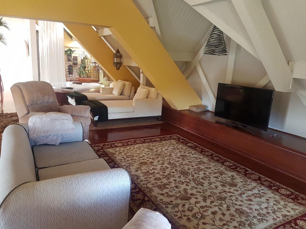 Belissima Cobertura No Condominio Switzerland, O Conforto Que Toda Familia Merece Campos do Jordao Exterior photo