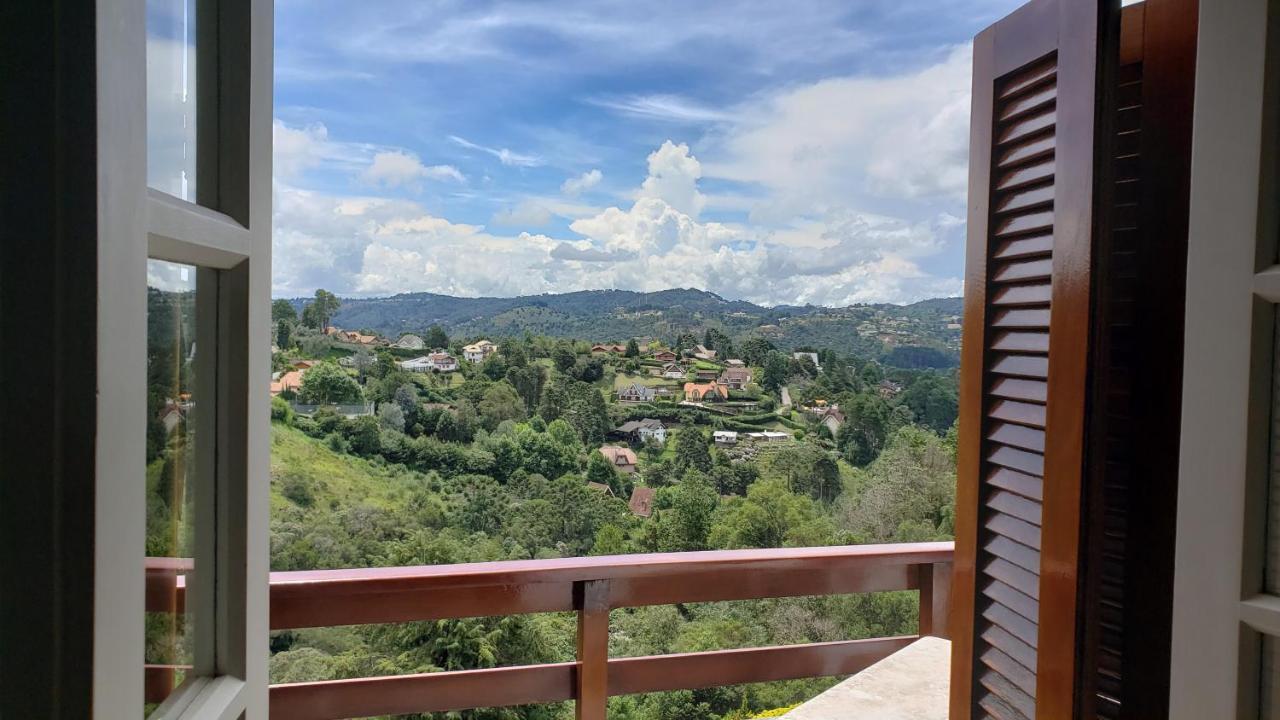 Belissima Cobertura No Condominio Switzerland, O Conforto Que Toda Familia Merece Campos do Jordao Exterior photo